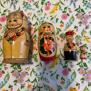 1960s Wooden Russian Nesting Dolls Set